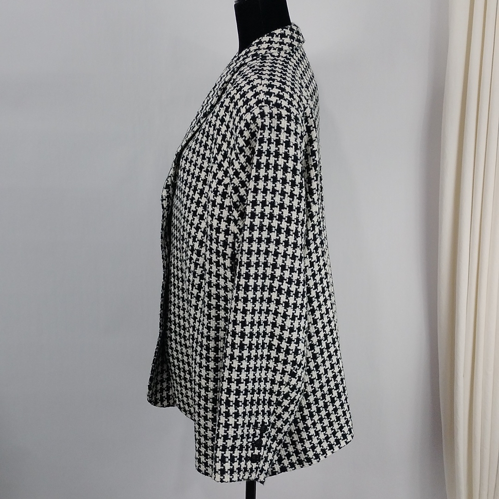Avenue Houndstooth Blazer - Picture 6 of 8